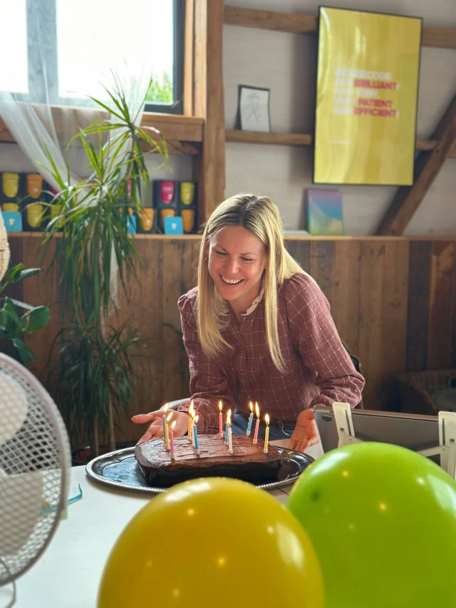 Happy Birthday Clarissa! 🐭

We had a little early birthday celebration in the office yesterday with Tara’s delicious homemade cake and Gabi’s yummy pizza! 🎂🍕

Skye made sure not to miss out on the fun either! 🐾😊